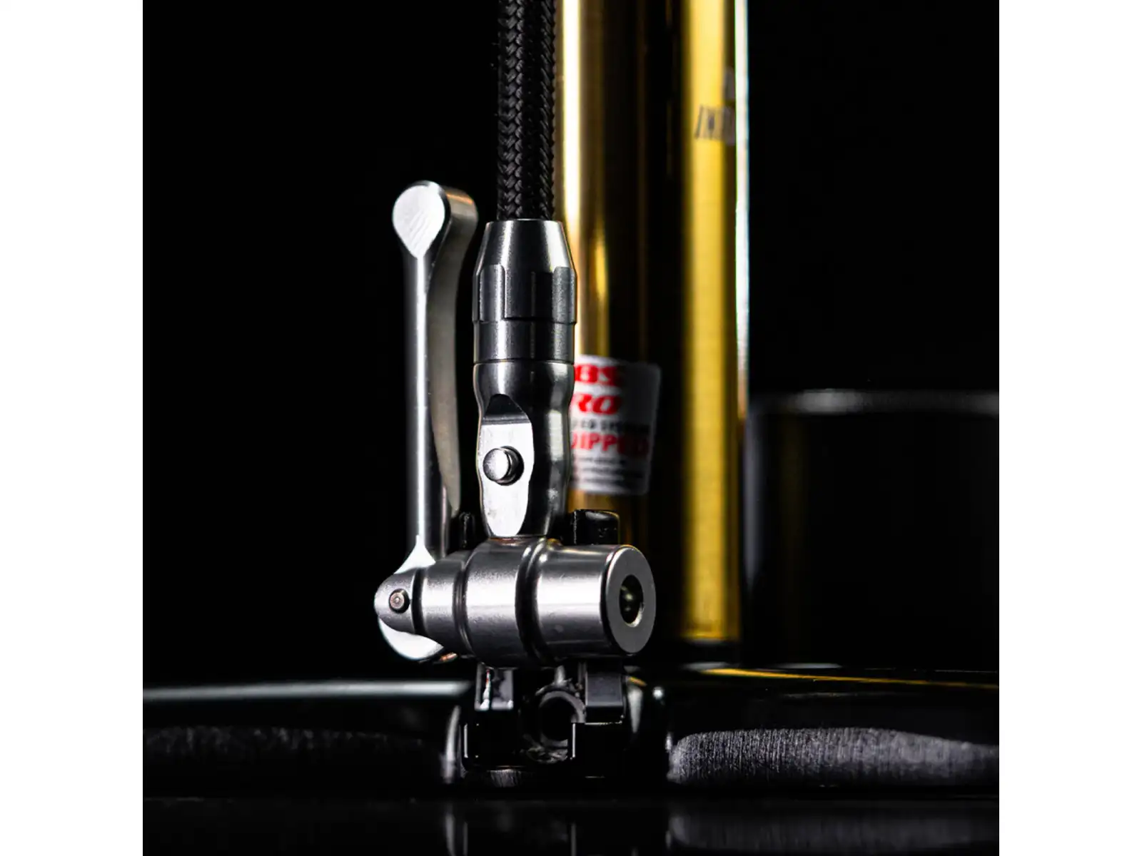 Lezyne 18K Digital Drive dielenská pumpa GOLD/BLACK