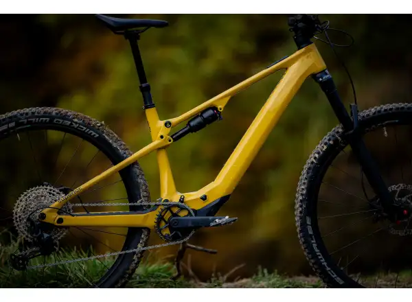 Superior iXF 9.2 celoodpružený elektrobicykel Matte Mustard