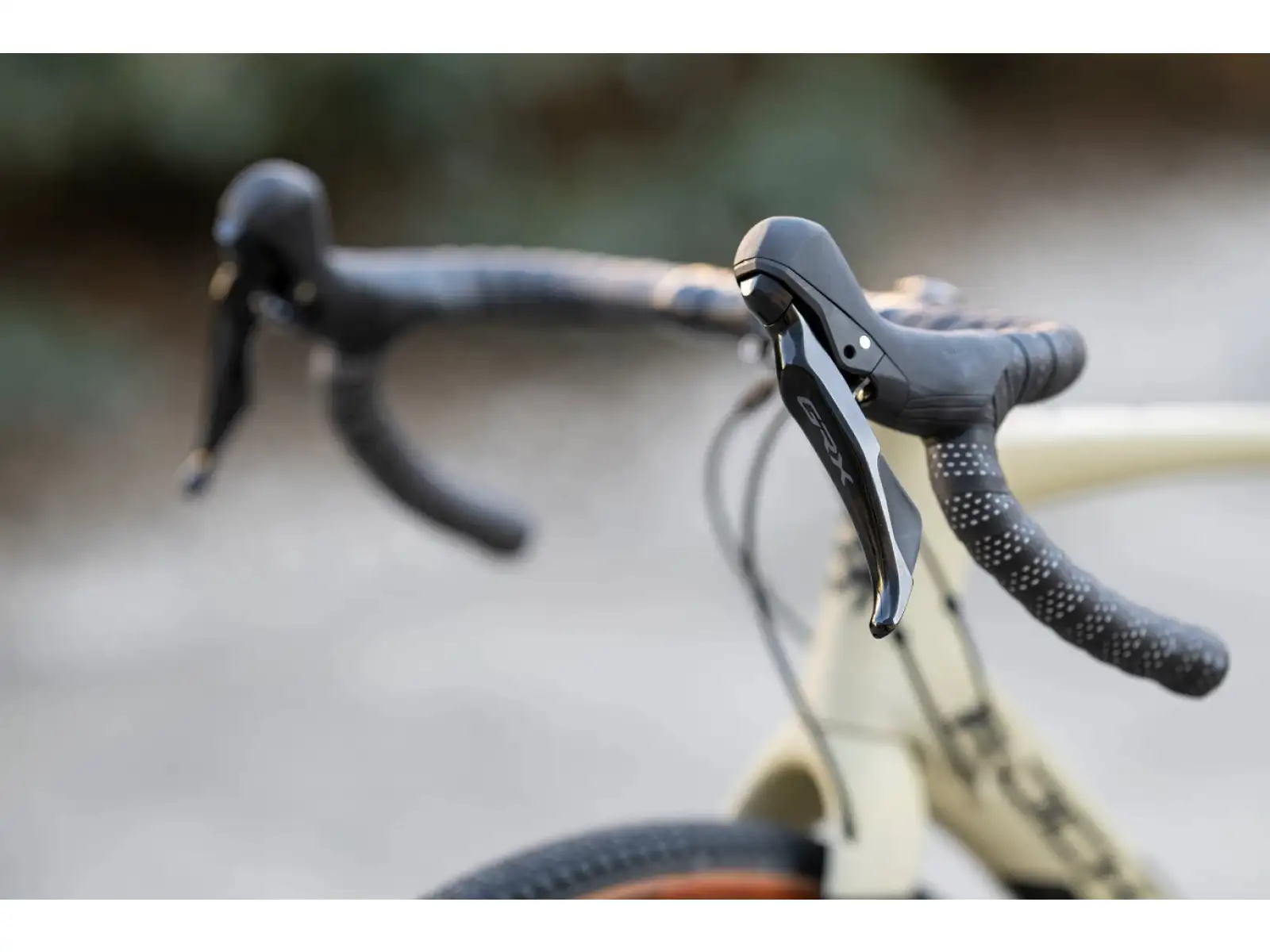 Rock Machine Gravelride CRB 700 gravel kolo Matte Sand/Black