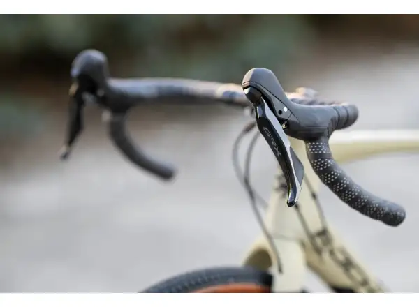 Rock Machine Gravelride CRB 700 gravel kolo Matte Sand/Black