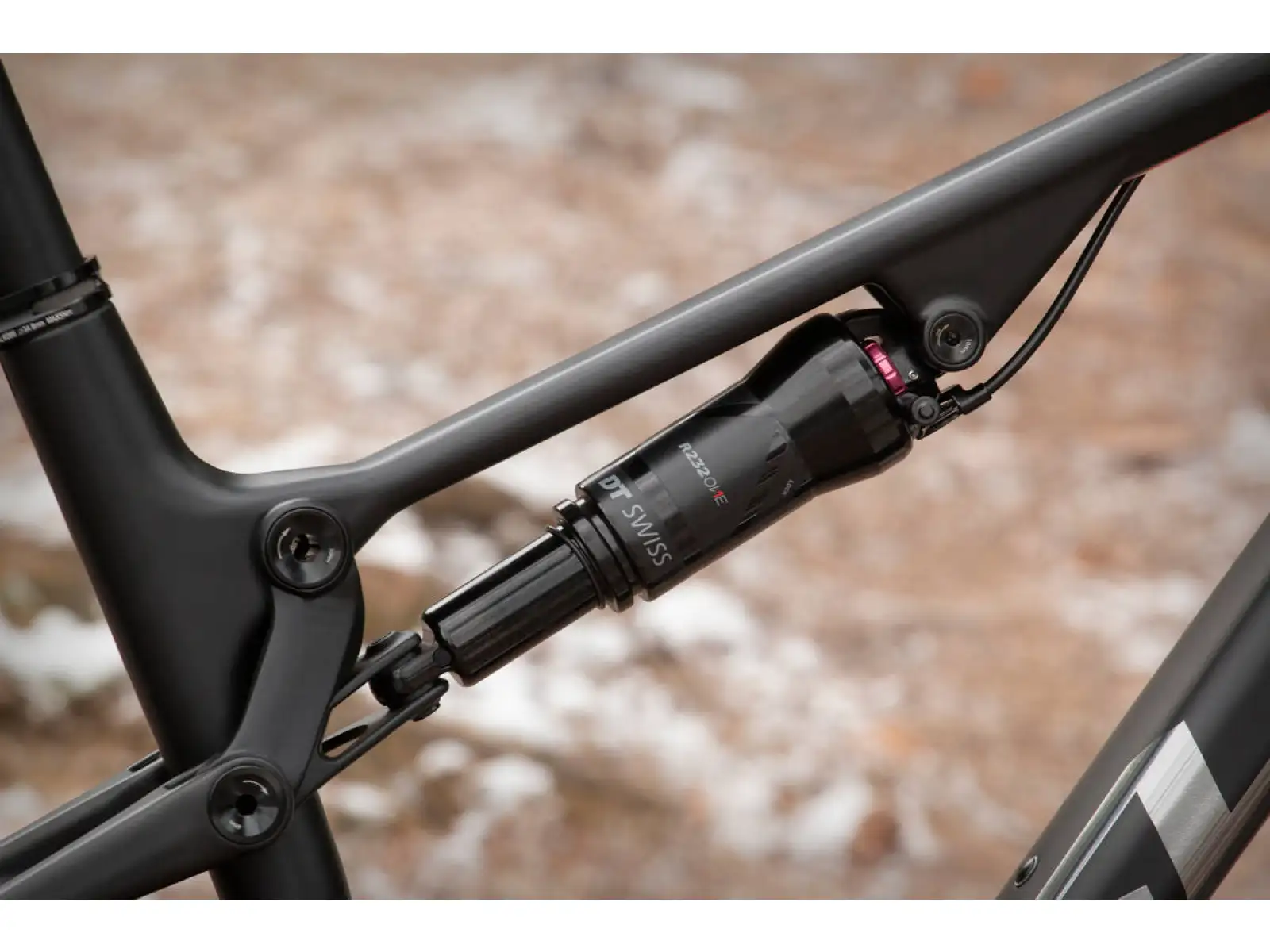 Superior Team XF 29 Issue horský bicykel Gloss Carbon/Chrome