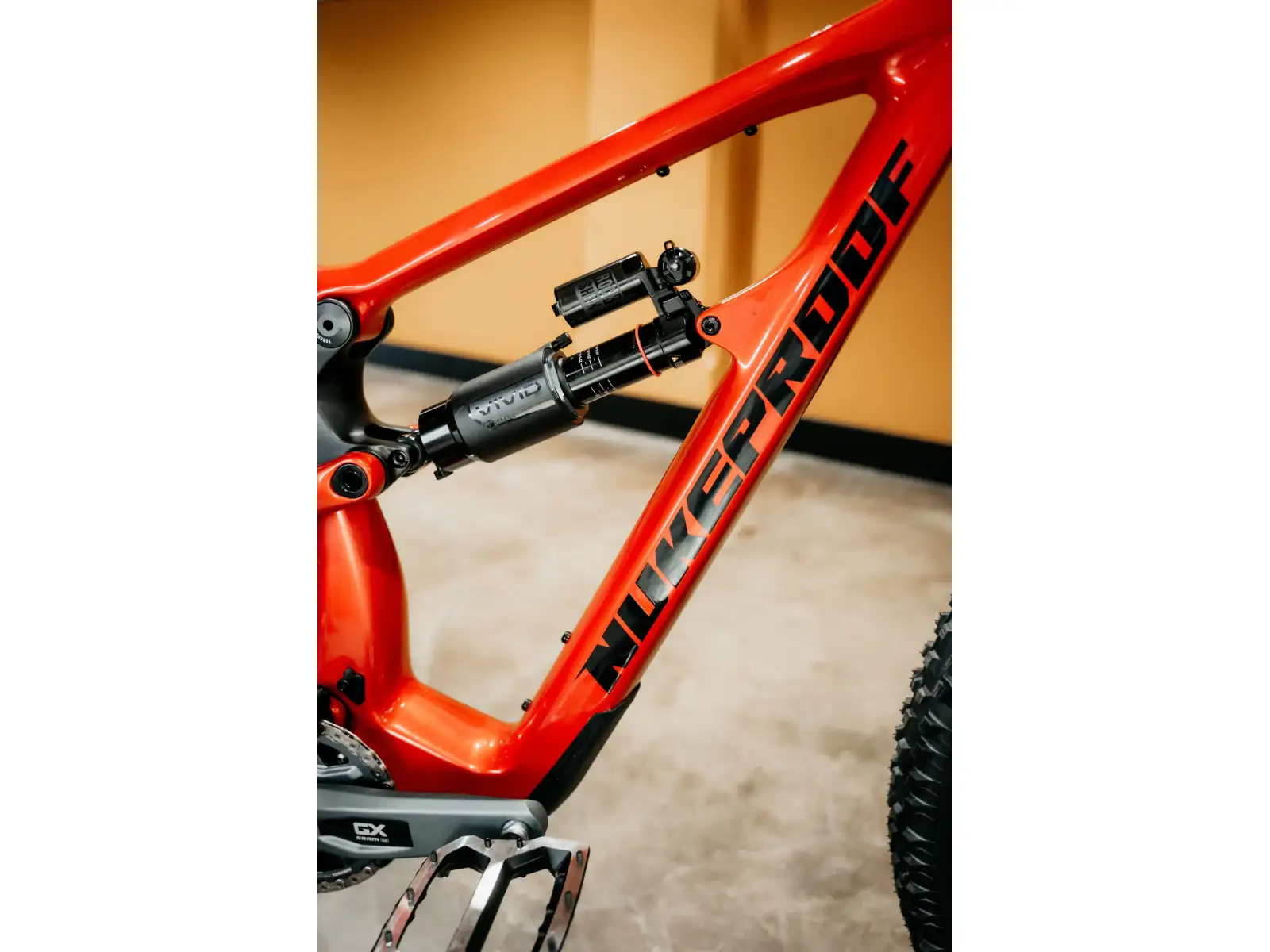 Nukeproof Mega Carbon Pro 297 T-GX celoodpružený bicykel Red