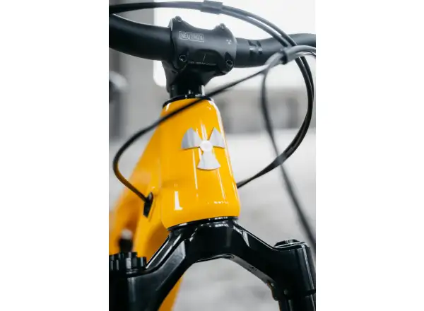 Nukeproof Reactor Alloy Pro 290 Eagle 90 celoodpružený bicykel Yellow