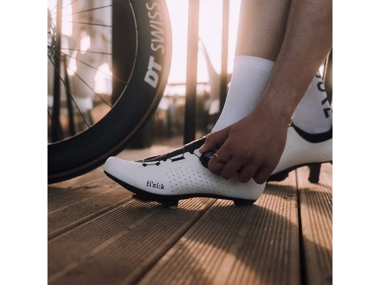 Fizik Vento Omna Wide cestné tretry White/Black