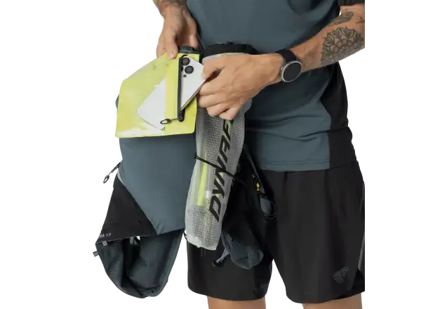 Dynafit Ultra 12 bežecká vesta Cinder/Black Out