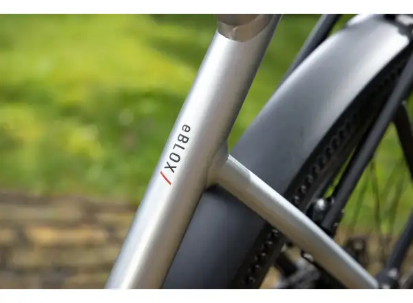 Superior eBLOX 6.5 mestský elektrobicykel Matte Dark Chrome/Black