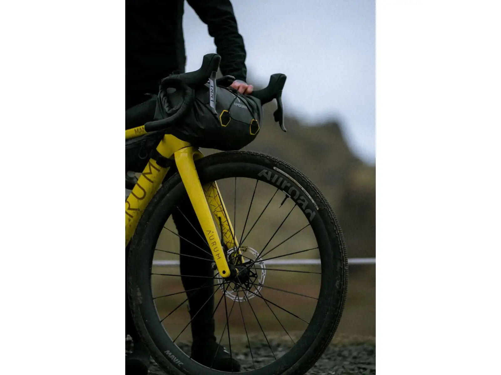 Mavic Allroad SL Carbon DISC CL gravel vypletené kolesá