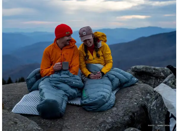 Therm-A-Rest Vesper Perová deka 7°C sivá