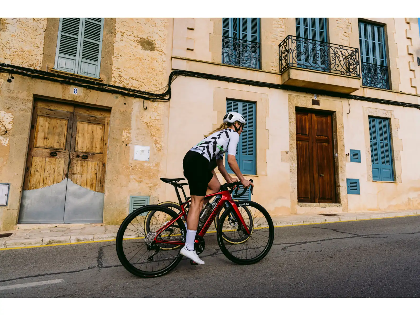Cannondale Synapse Carbon 4 cestný bicykel Metallic Red