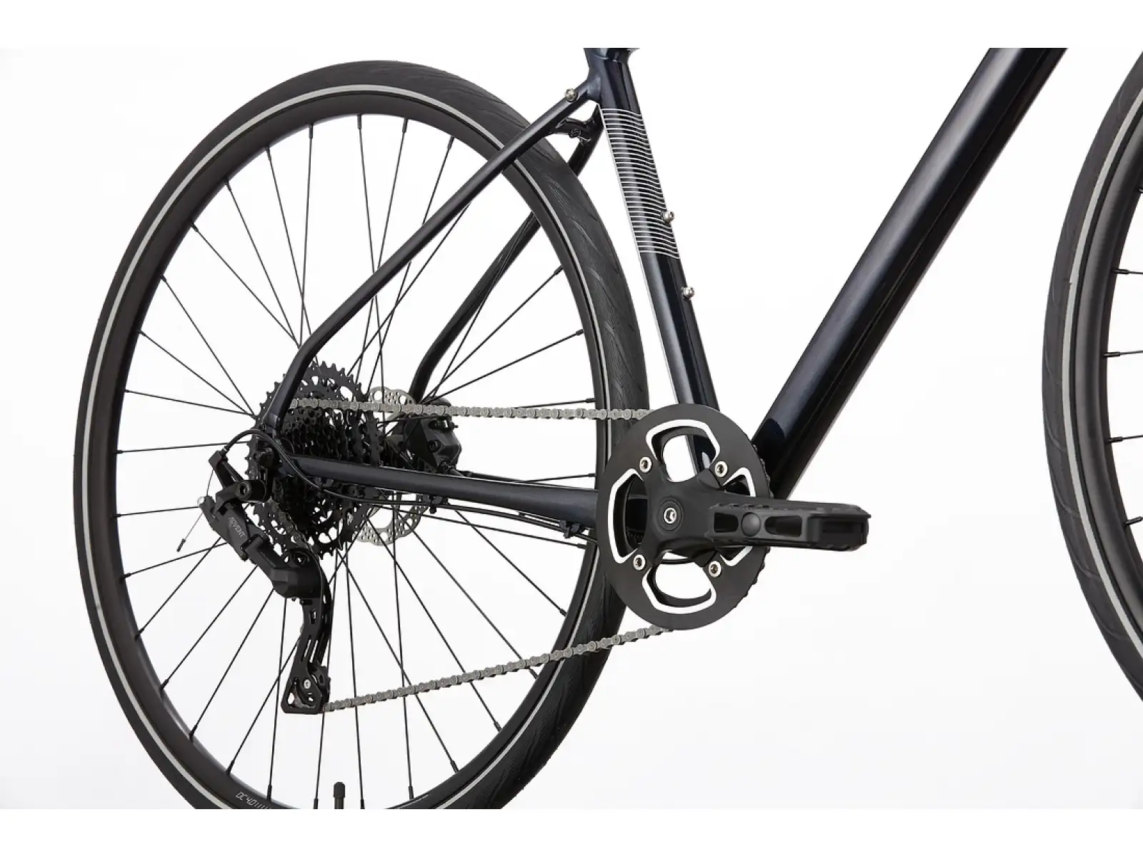 Cannondale Quick 4 trekingový bicykel Graphite