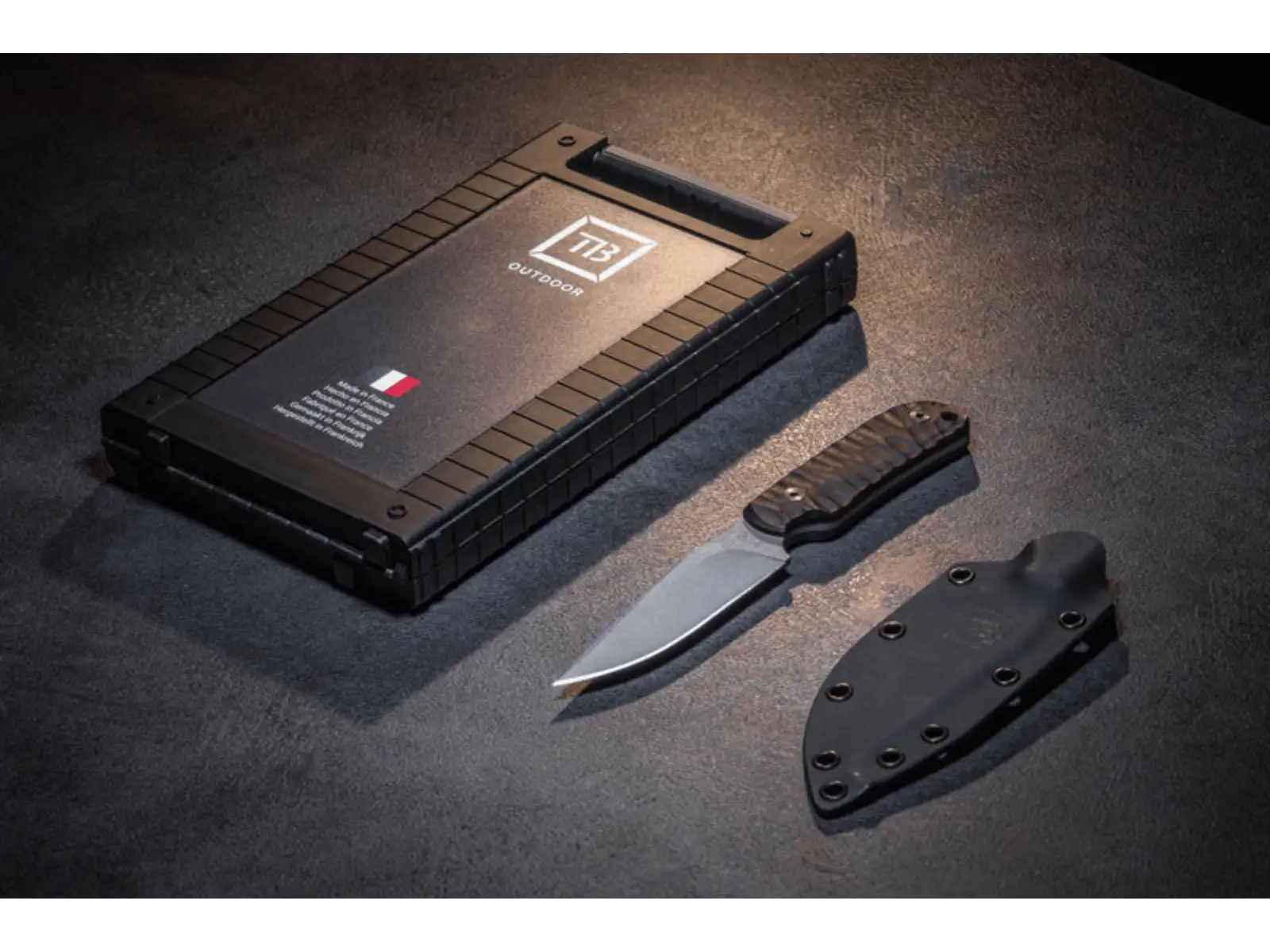 TB Outdoor Cammandeur G10 Nož čierna
