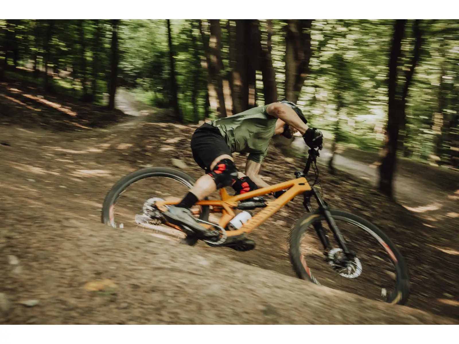 Force MTB Mount pánsky dres krátky rukáv Army
