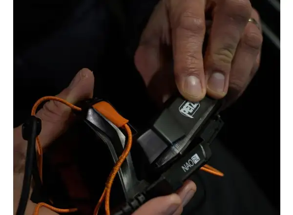 Petzl Nao RL nabíjateľná čelovka Black