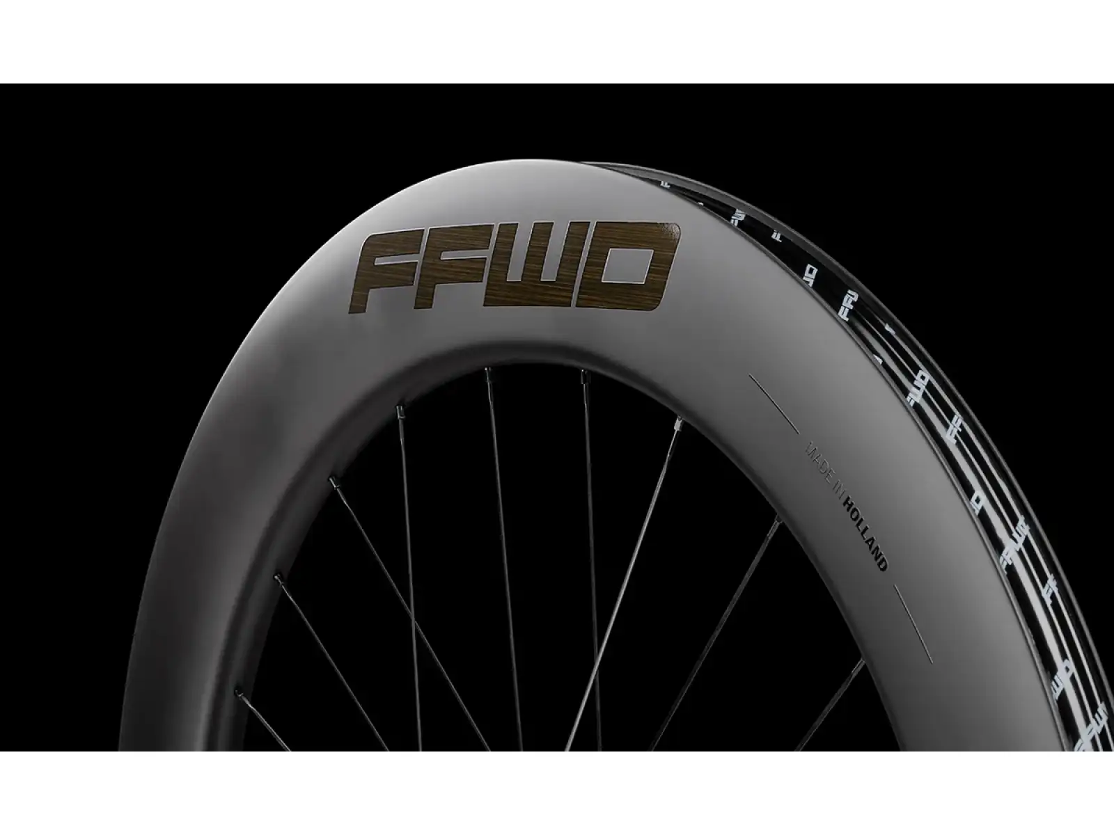 FFWD FALCON + RYOT77 Shimano 11/12sp vypletené kolesá