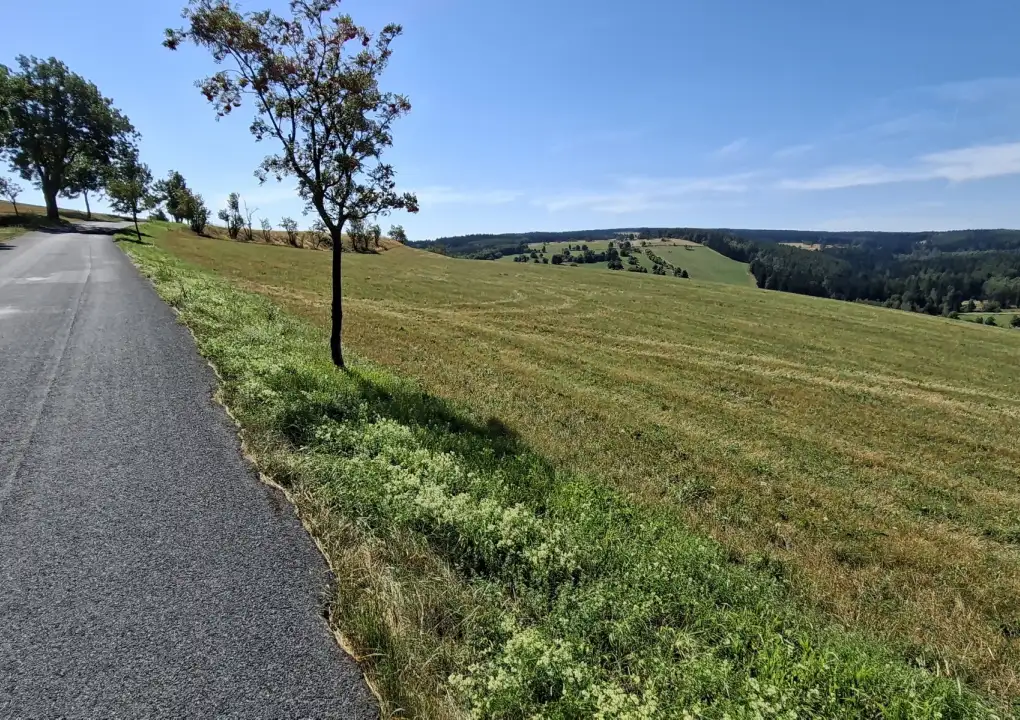 Z Teplic přes německé Krušné hory a zpět: 100 km plných výhledů
