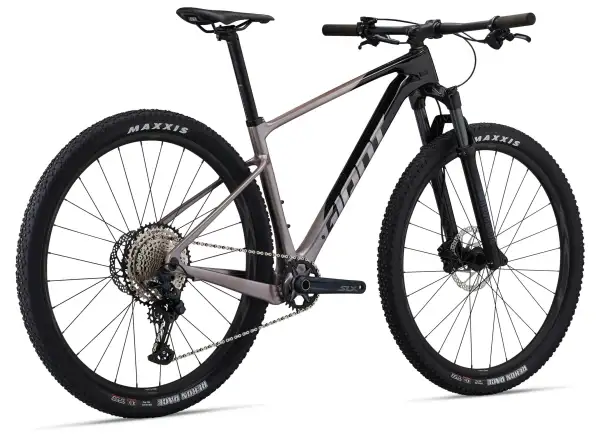 Giant XTC Advanced 29 2 horský bicykel Black/Shell White