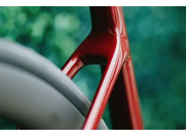 Cervélo Caledonia 5 Rival AXS cestný bicykel Carmine