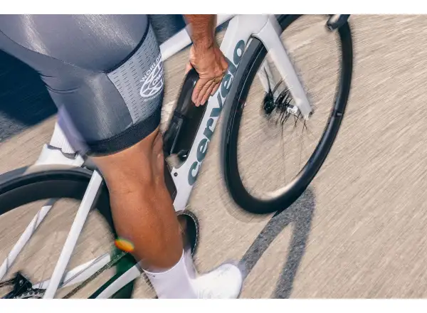 Cervélo Soloist Force AXS gravel bicykel Cloud Burst