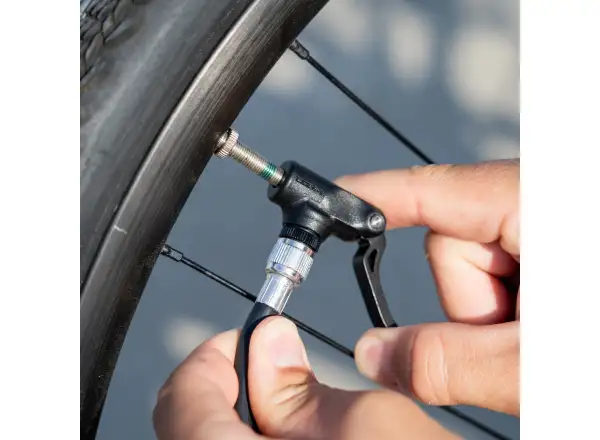 Lezyne Steel Floor Drive 3.5 Presta dielenská pumpa