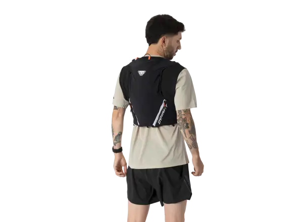 Bežecká vesta Dynafit Alpine 8 l Black Out