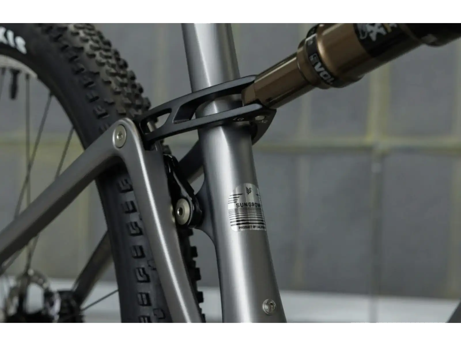 Ibis Exie US GX AXS T-Type horský celoodpružený bicykel Metal Silver