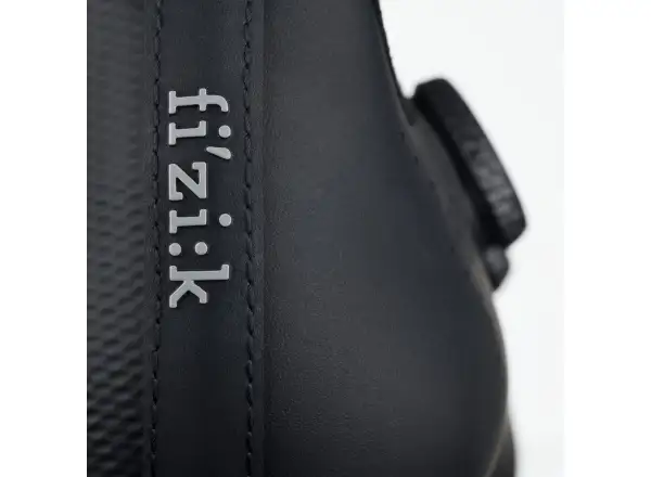 Fizik Vento Infinito Knit Carbon 2 cestné pánske tretry Black/Black