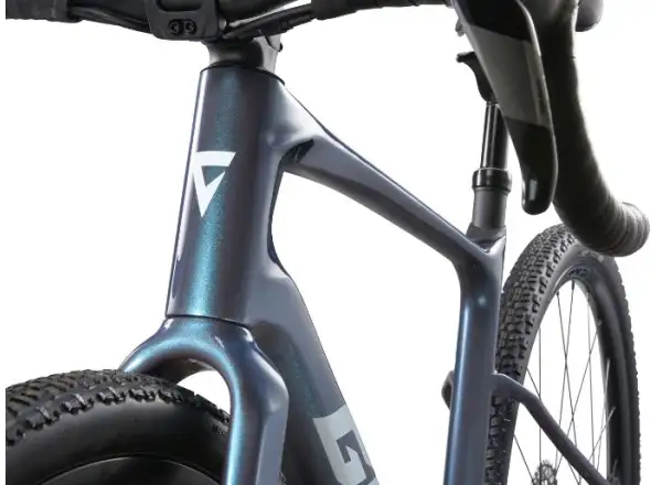 Giant Revolt Advanced 1 gravel bike Ocean Twilight