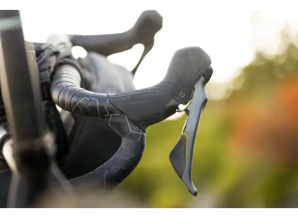 Shimano GRX ST-RX820 + BR-RX820 zadná kotúčová brzda a 12sp. radenie