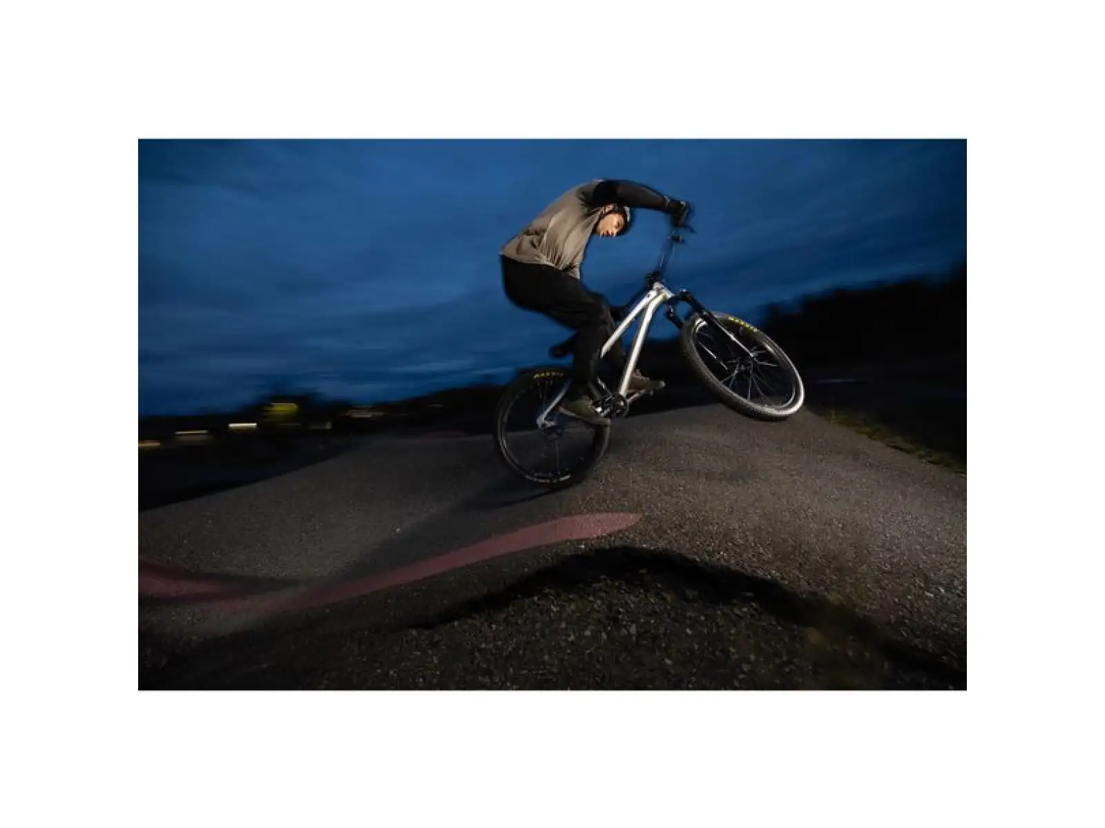 Giant STP 26 dirt bicykel Brush Aluminum