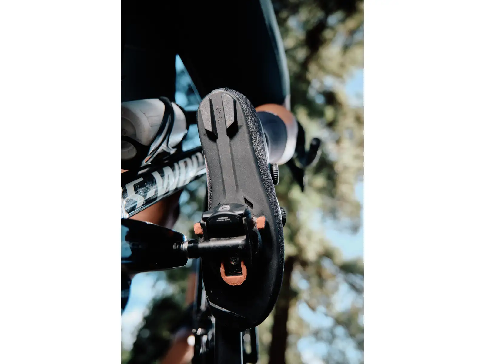 Fizik Tempo Lyra cestné tretry Coal Black/Black