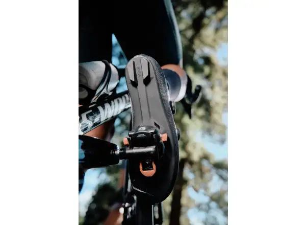 Fizik Tempo Lyra cestné tretry Coal Black/Black