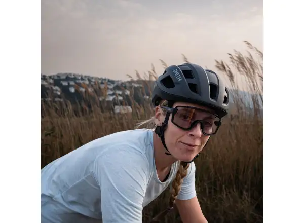 Smith Wildcat cyklistické okuliare Matte Black/ChromaPop Photochromic Clear To Gray