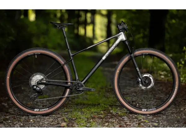 Superior XP 9.8 horský bicykel Matte Carbon/Dark Chrome