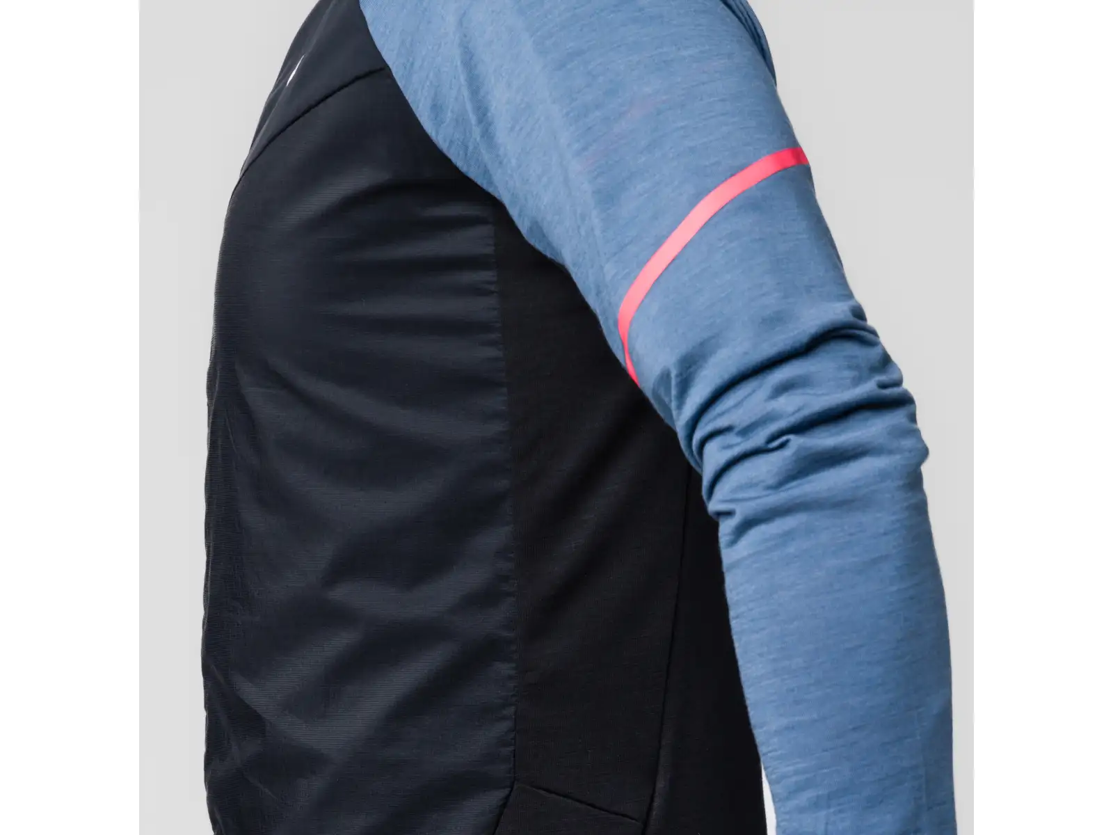 Salewa Vento AM HYB pánska bunda Black Out