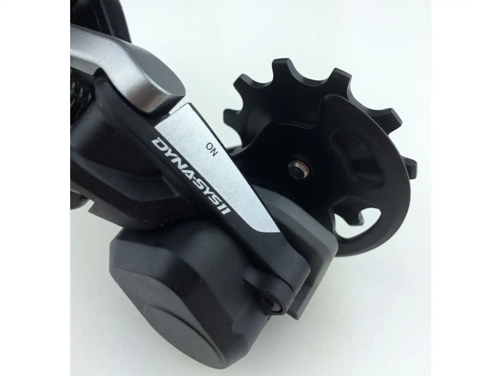 Shimano SLX RD-M7000 GS Shadow+ prehadzovačka 1/2x11