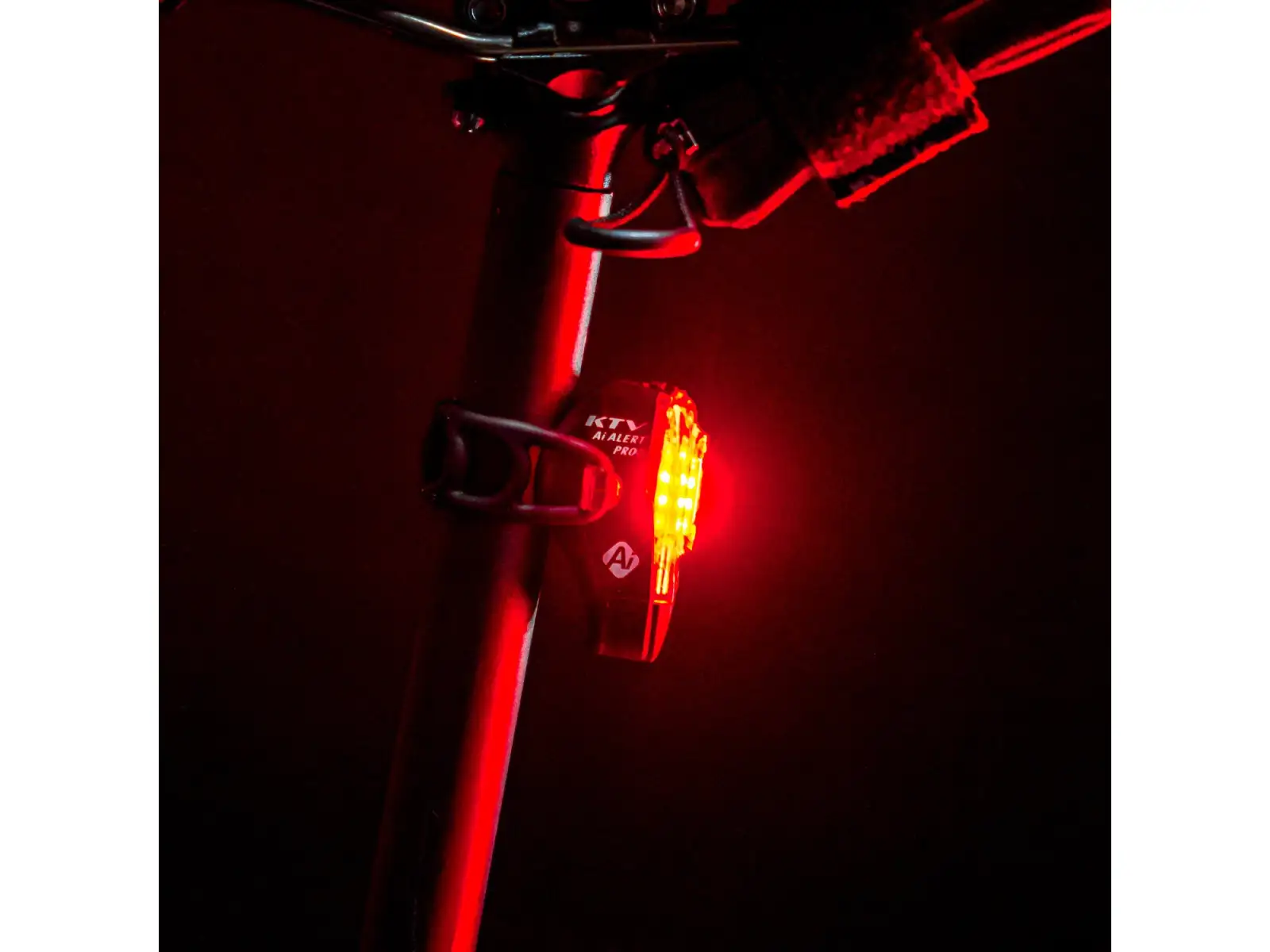 Lezyne KTV PRO+ Ai Alert zadné svetlo black