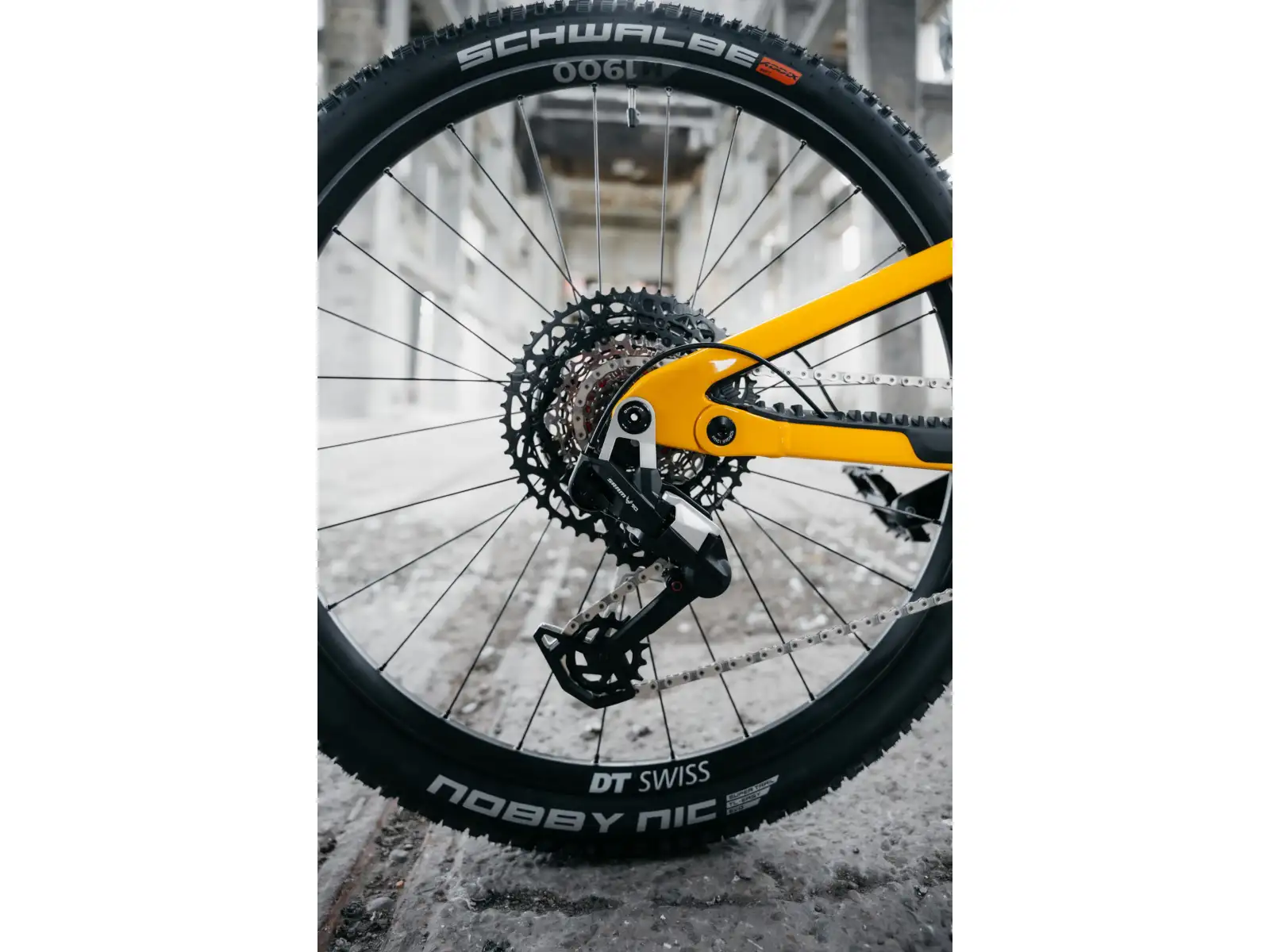 Nukeproof Reactor Alloy Pro 290 Eagle 90 celoodpružený bicykel Yellow