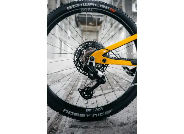 Nukeproof Reactor Alloy Pro 290 Eagle 90 celoodpružený bicykel Yellow