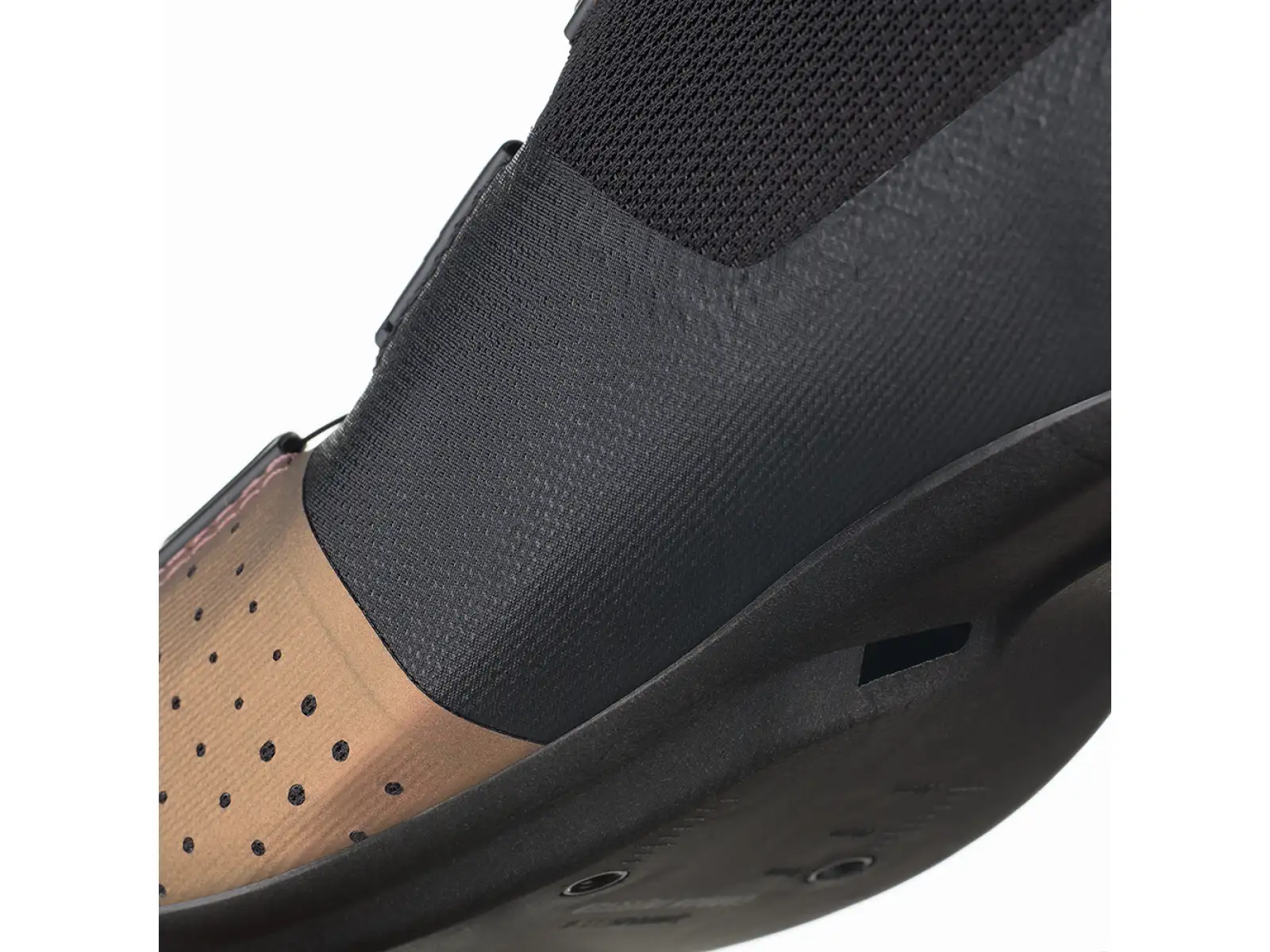 Fizik Tempo Overcurve R4 Iredescent cestné pánske tretry Copper/Black