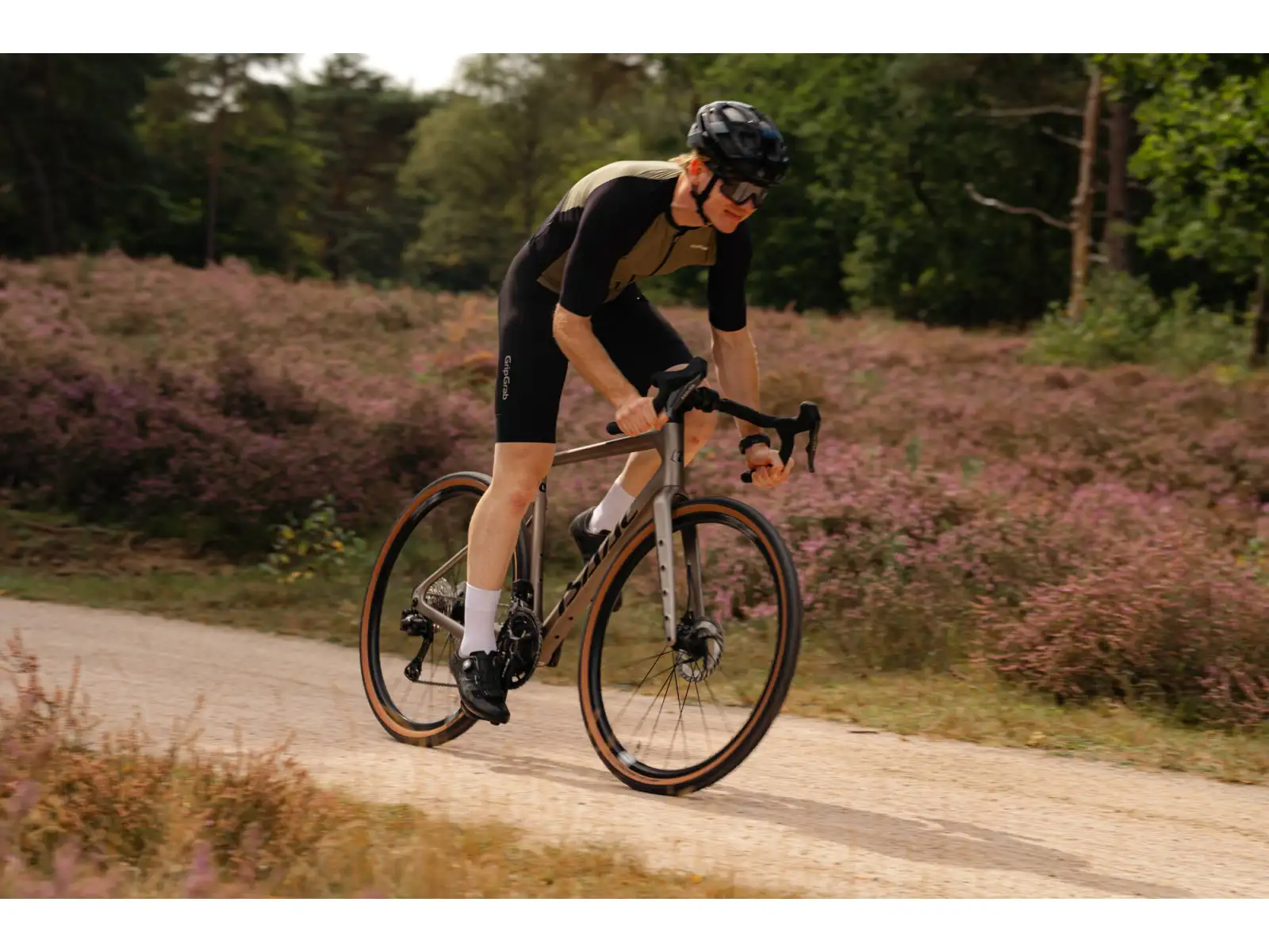 Isaac Torus Xplore GRX610/RX820 2x12 gravel bicykel Blast Bronze