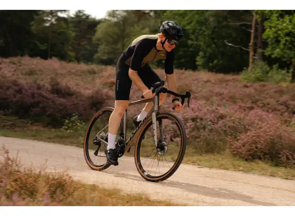Isaac Torus Xplore GRX610/RX820 2x12 gravel bicykel Blast Bronze