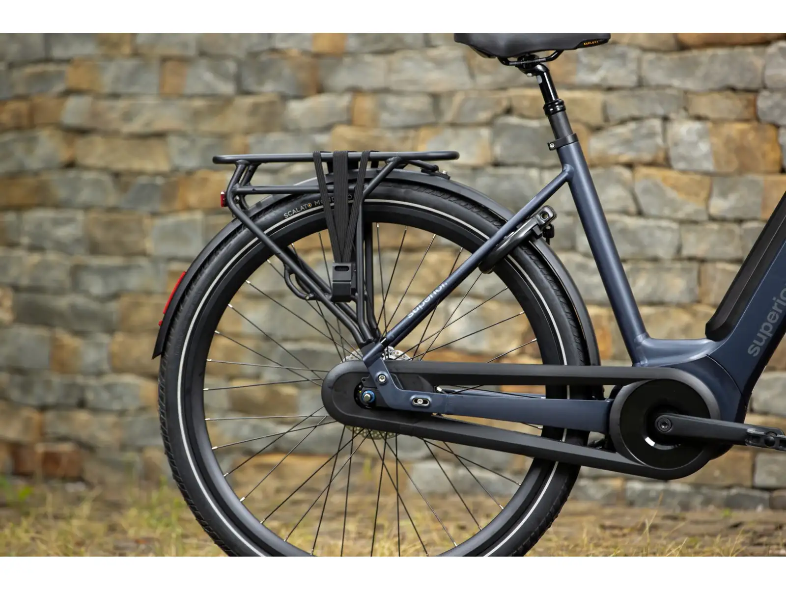 Superior eWAY 6.1 mestský elektrobicykel Matte Dark Blue