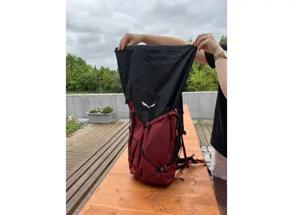 Salewa Puez dámsky batoh 32 l + 5 l Syrah/Black Out