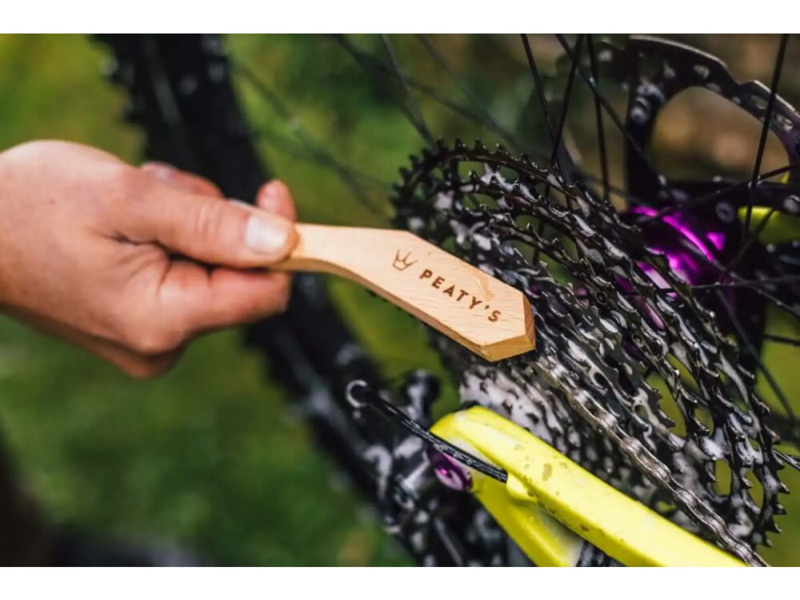 Peatys Drivetrain Brush kefa