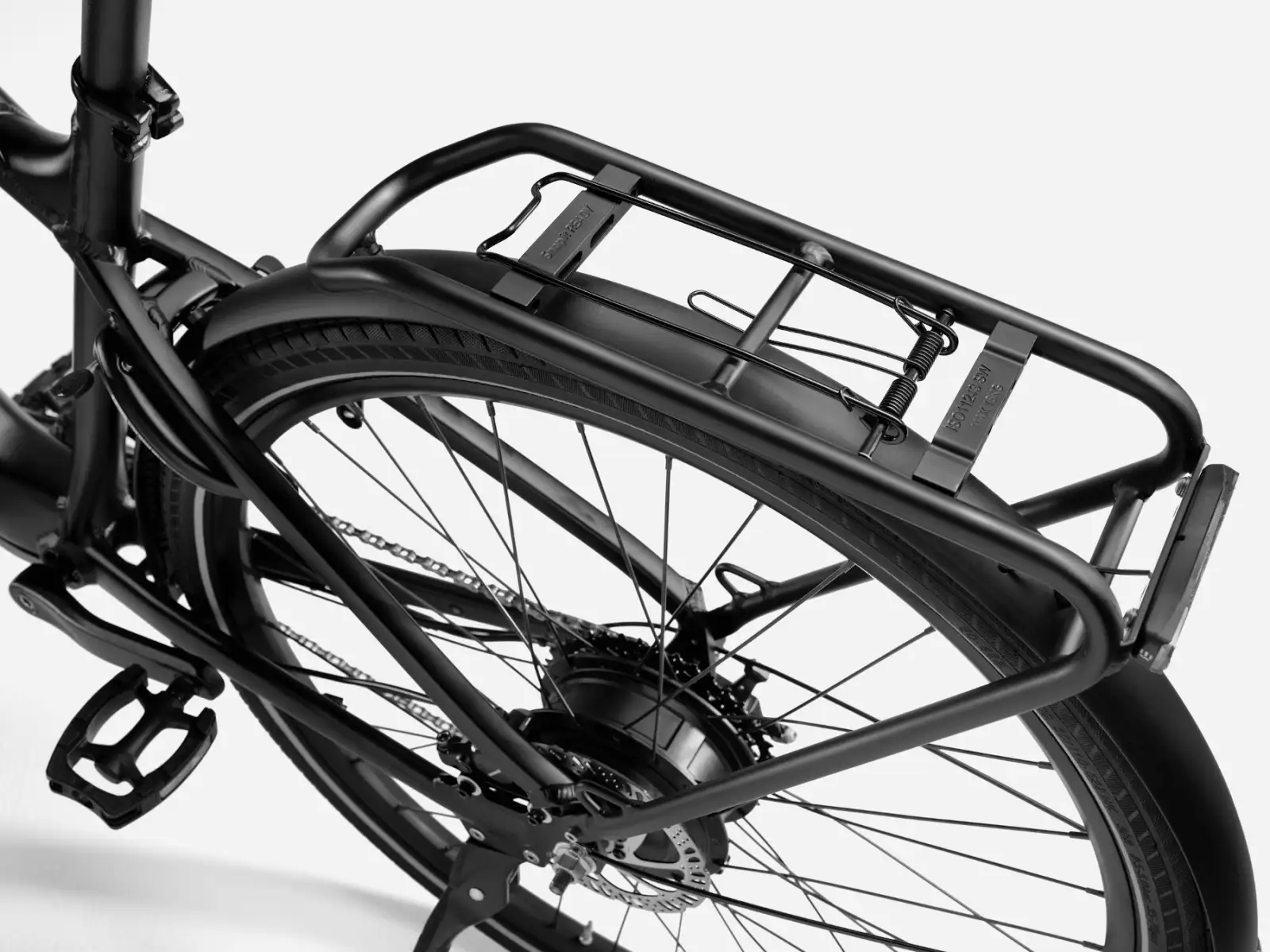 Cannondale Mavaro NEO SL 2 nízkostupové mestské elektrobicykel Black Cherry