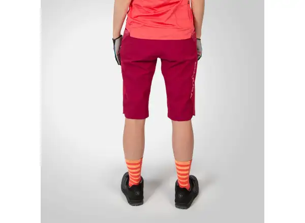 Endura SingleTrack Lite (Short Fit) dámske kraťasy Berry