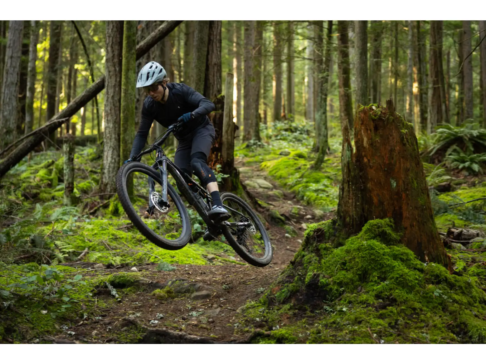 Giant Stance 2026 horský bicykel Black