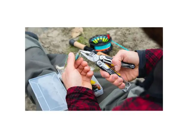 Leatherman Signal multitool Green Topo