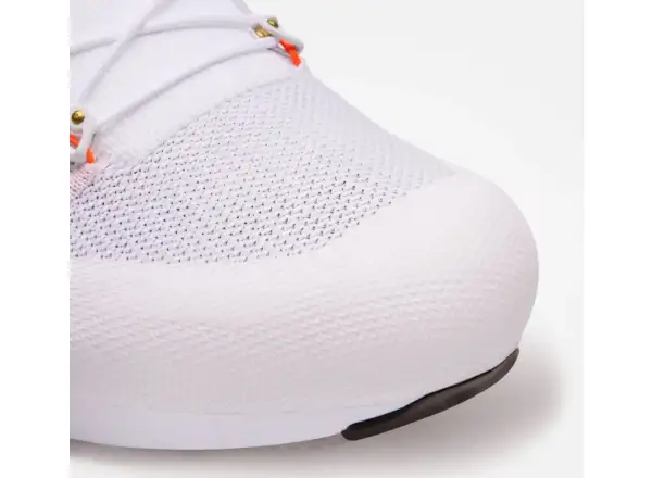 DMT Scarpe Pogi's cestné pánske tretry biele