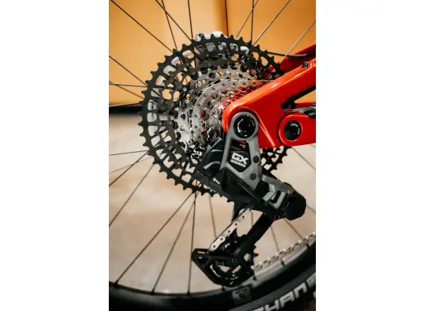 Nukeproof Mega Carbon Pro 297 T-GX celoodpružený bicykel Red